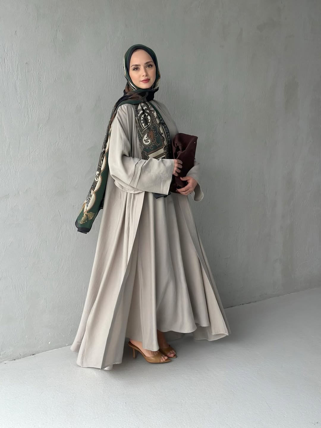 Sara Abaya Set - Beige