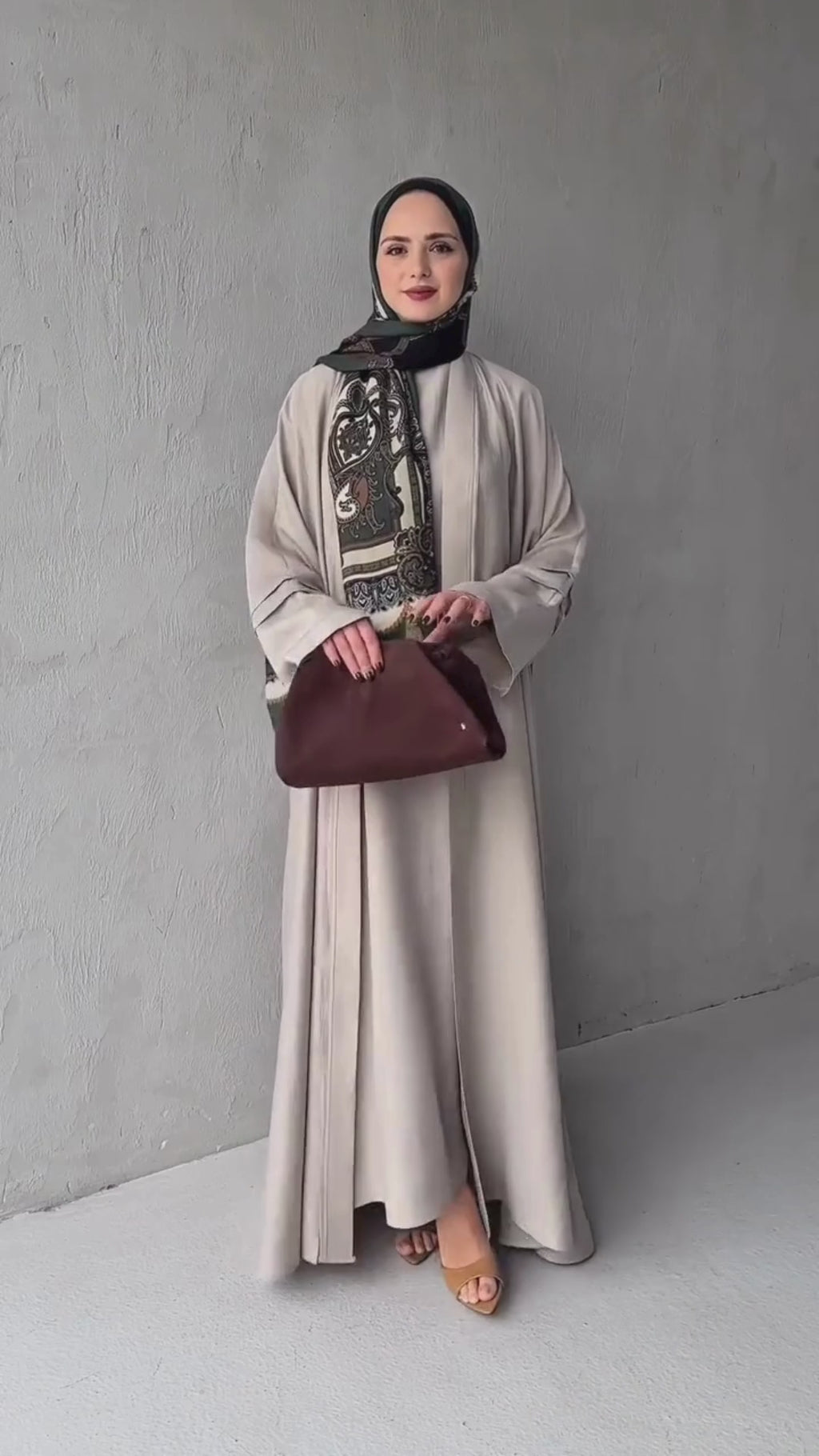 Sara Abaya Set - Beige