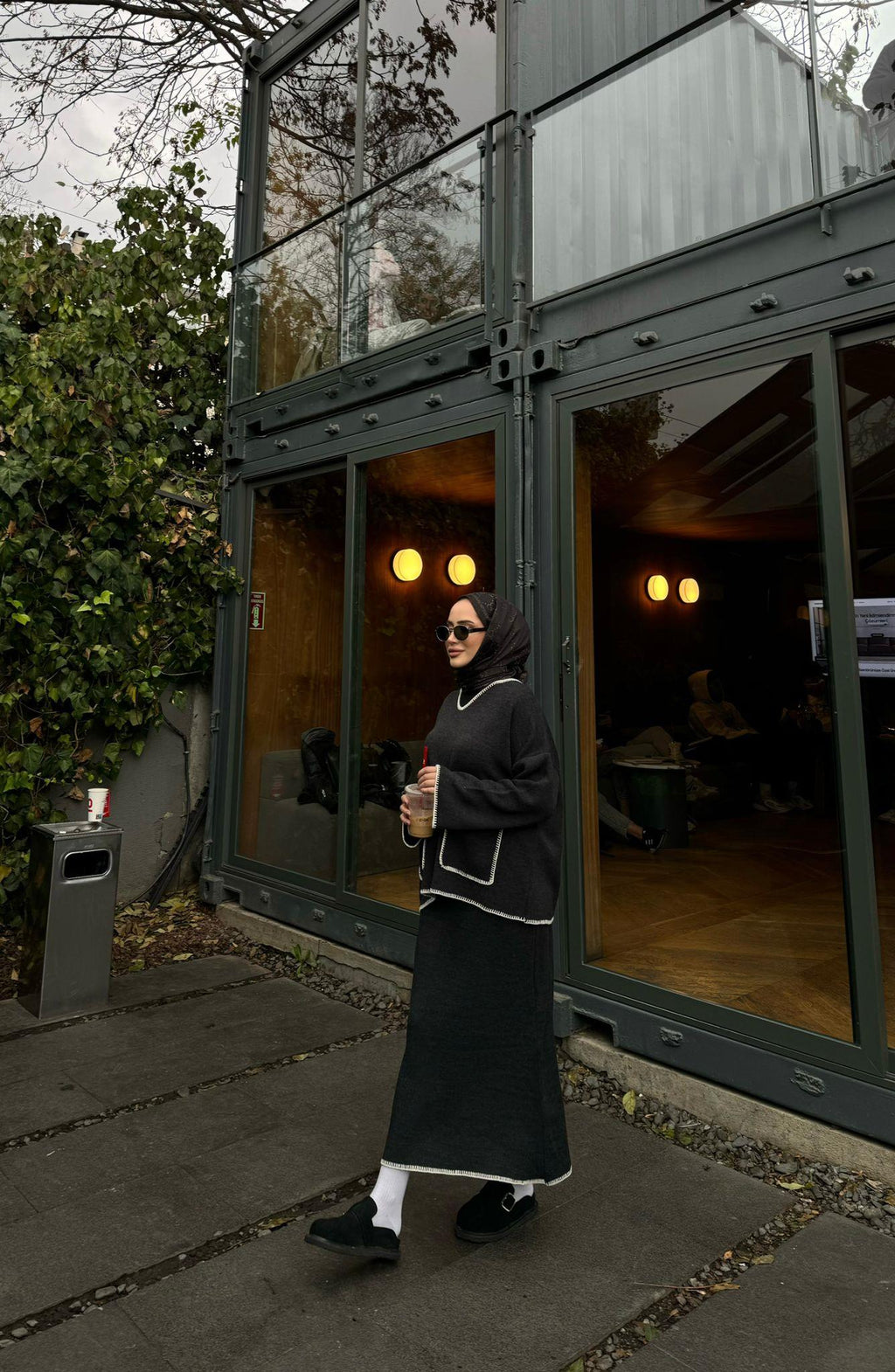 Senqa Lace-Detail Knit Skirt Set