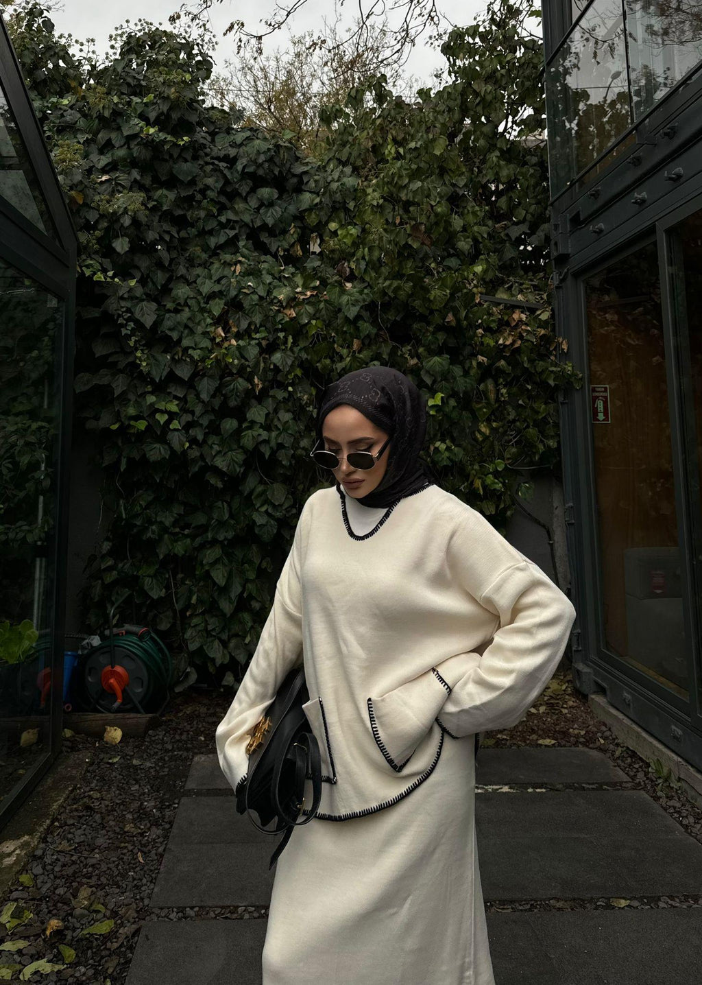 Senqa Lace-Detail Knit Skirt Set