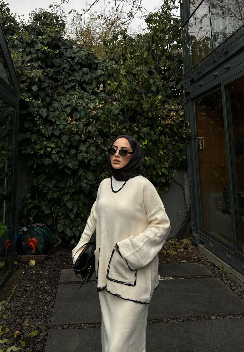 Senqa Lace-Detail Knit Skirt Set